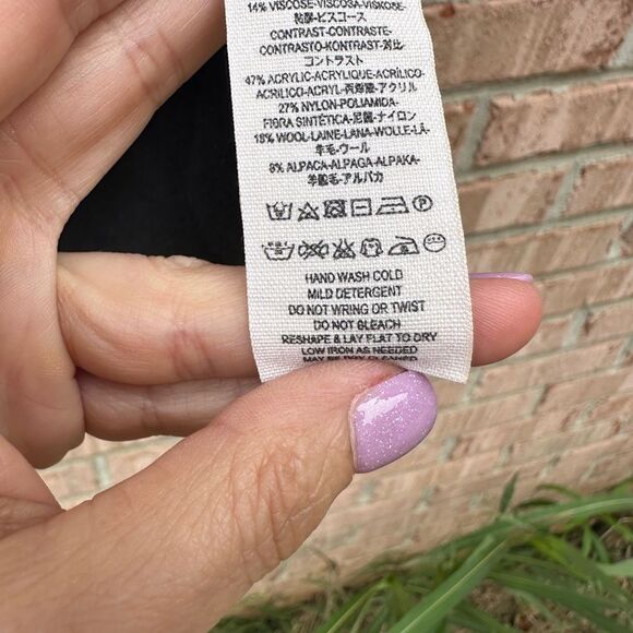 Free People V Neck Sequin Sweater - Picture 4 of 9